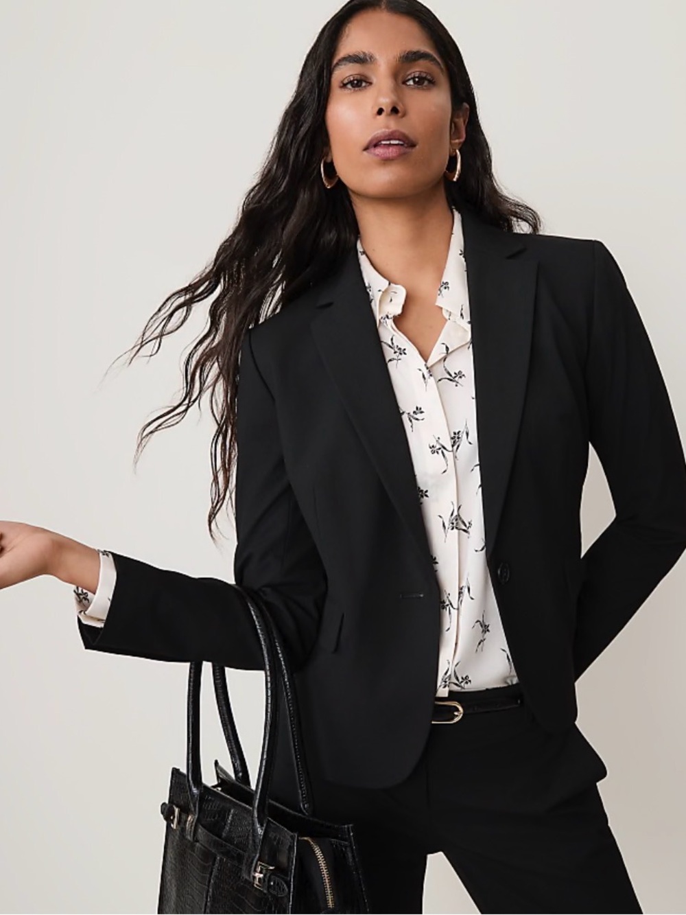 Women's Black Tailored Blazer - Classic Workwear Jacket